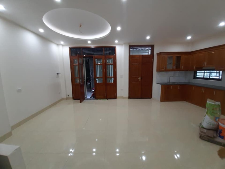 Bán nhà Văn Quán, lô góc, 3 mặt thoáng, gần ô tô, 37m2x4T, 3PN, giá 2.65 tỷ