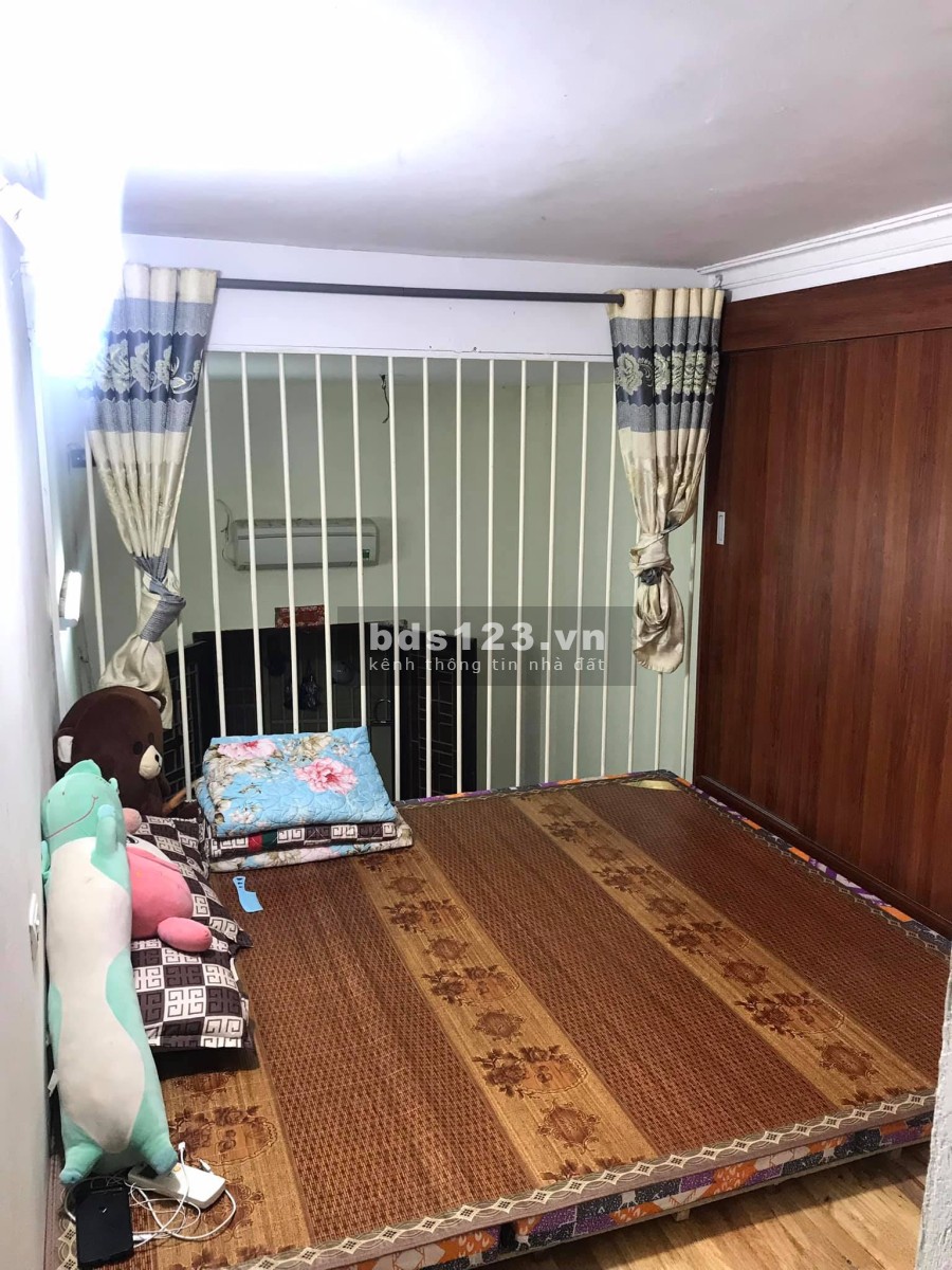 Bán nhà Mỹ Đình, cách phố mấy chục mét, 2 mặt ngõ, giá chỉ hơn 2 tỷ liên hệ 0932382236