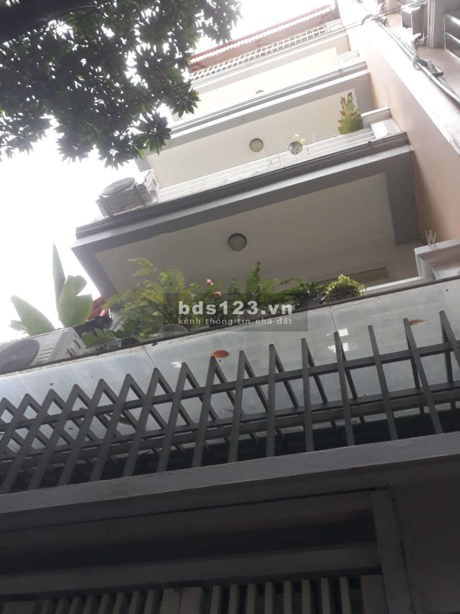 Bán nhà, ô tô đỗ cửa, Cầu Diễn, diện tích sử dụng 37m2, đúc kiên cố 5 tầng, giá hơn 2 tỷ