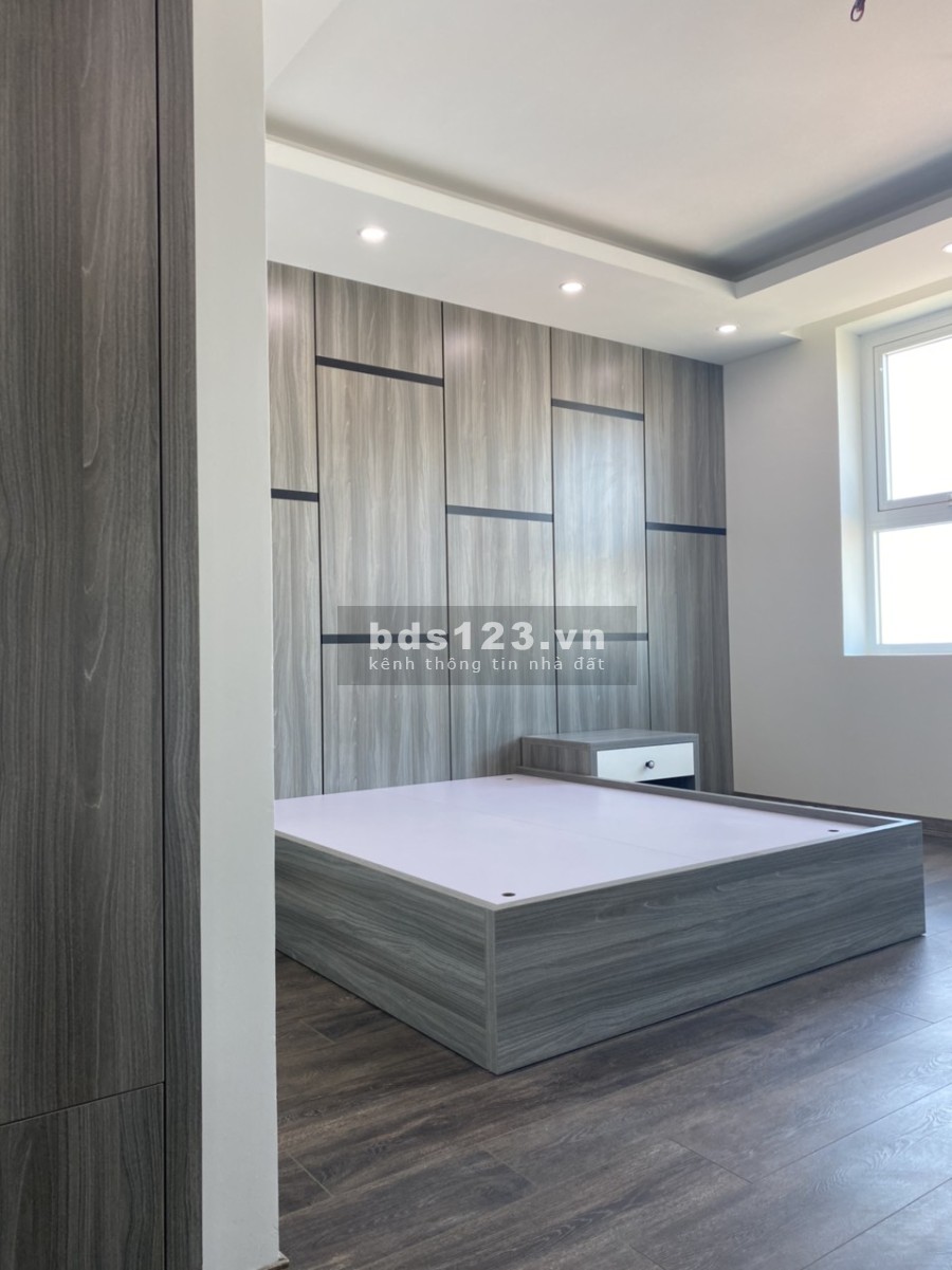 Bán căn Duplex dtsd 270m2 vip nhất tòa Vincem Comatce Tower Quận Thanh Xuân