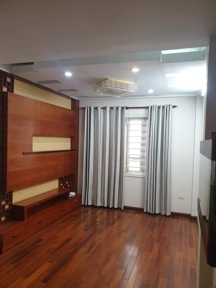 Bán nhà 2 mặt ngõ Hoàng Quốc Việt, Cầu Giấy Plô ôtô 43m2x5T MT 4.5m giá 8.5 tỷ 0902224679