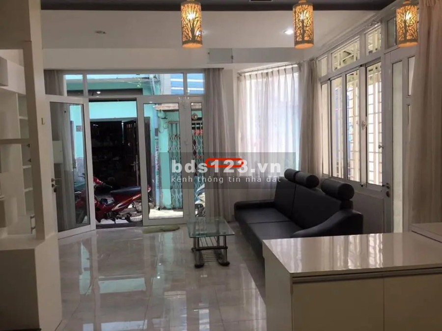 Lô Góc hẻm xe hơi Nguyễn Công Trứ diện tích 5x10m, trệt, lửng, 3 lầu giá bán 23 triệu/tháng