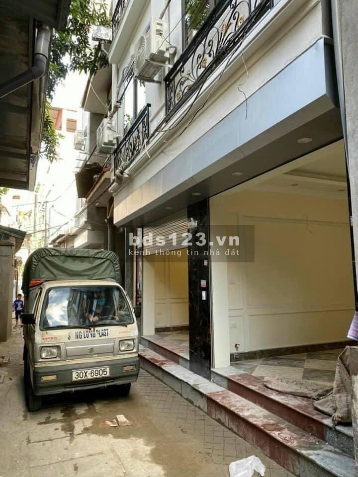 Siêu phẩm gần hồ La Dương ngõ ô tô, diện tích sử dụng 40m2 4 tầng, giá nhỉnh 3 tỷ, sổ sẵn