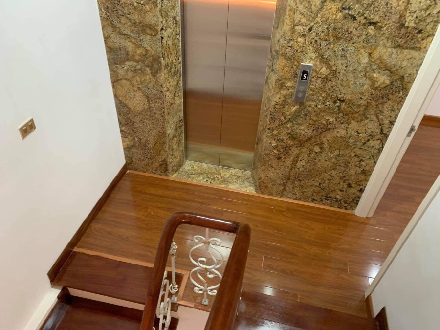 Nhà đẹp nhất Quận Hai Bà, Thang máy, ô tô, 75m, 7 tầng, MT 6m nhỉnh 13 tỷ.