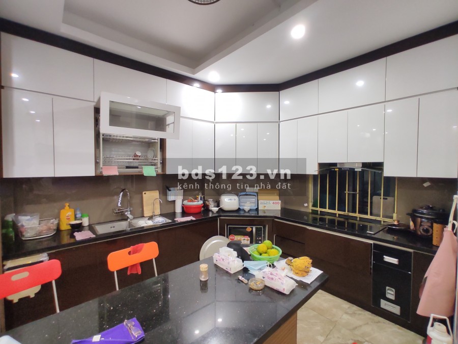 Bán nhà, ô tô đỗ cửa, Cầu Diễn, diện tích sử dụng 37m2, đúc kiên cố 5 tầng, giá hơn 2 tỷ