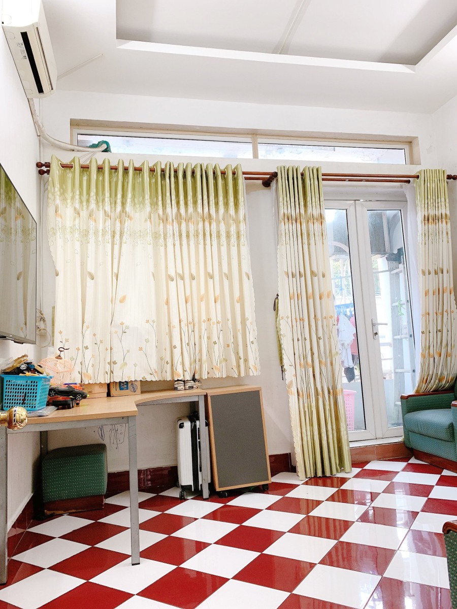 Nhà mặt tiền chính (lề đường rộng) Hưng Phú Quận 8 1 trệt, 1 lầu đúc kiên cố, giá tốt kiên cố