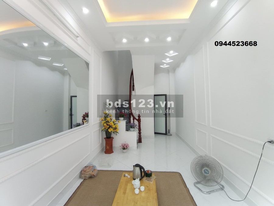 Bán nhà Bạch Mai diện tích sử dụng 48m2 4 tầng giá bán 2.85 tỷ liên hệ 0944523668