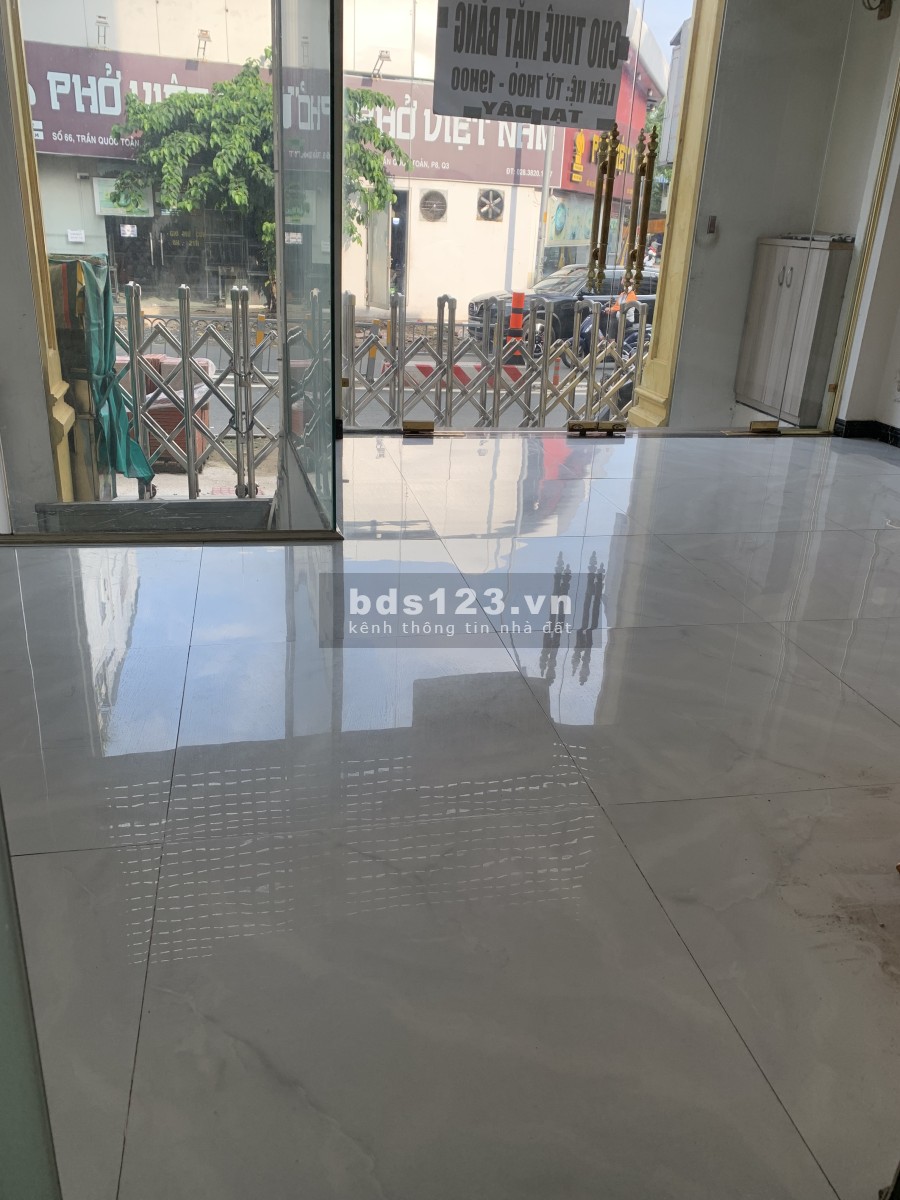 Chính chủ cần bán nhà 6m X 8m số 49 Trần Quốc Toản kiên cố gồm hầm trệt lững 4 lầu và sân thượng