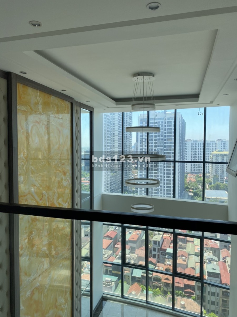 Bán căn Duplex dtsd 270m2 vip nhất tòa Vincem Comatce Tower Quận Thanh Xuân