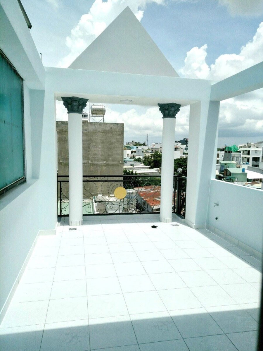 Nhà mới xây dựng xong gần mặt tiền lớn Dương Bá Trạc Quận 8 hỗ trợ vay ngân hàng
