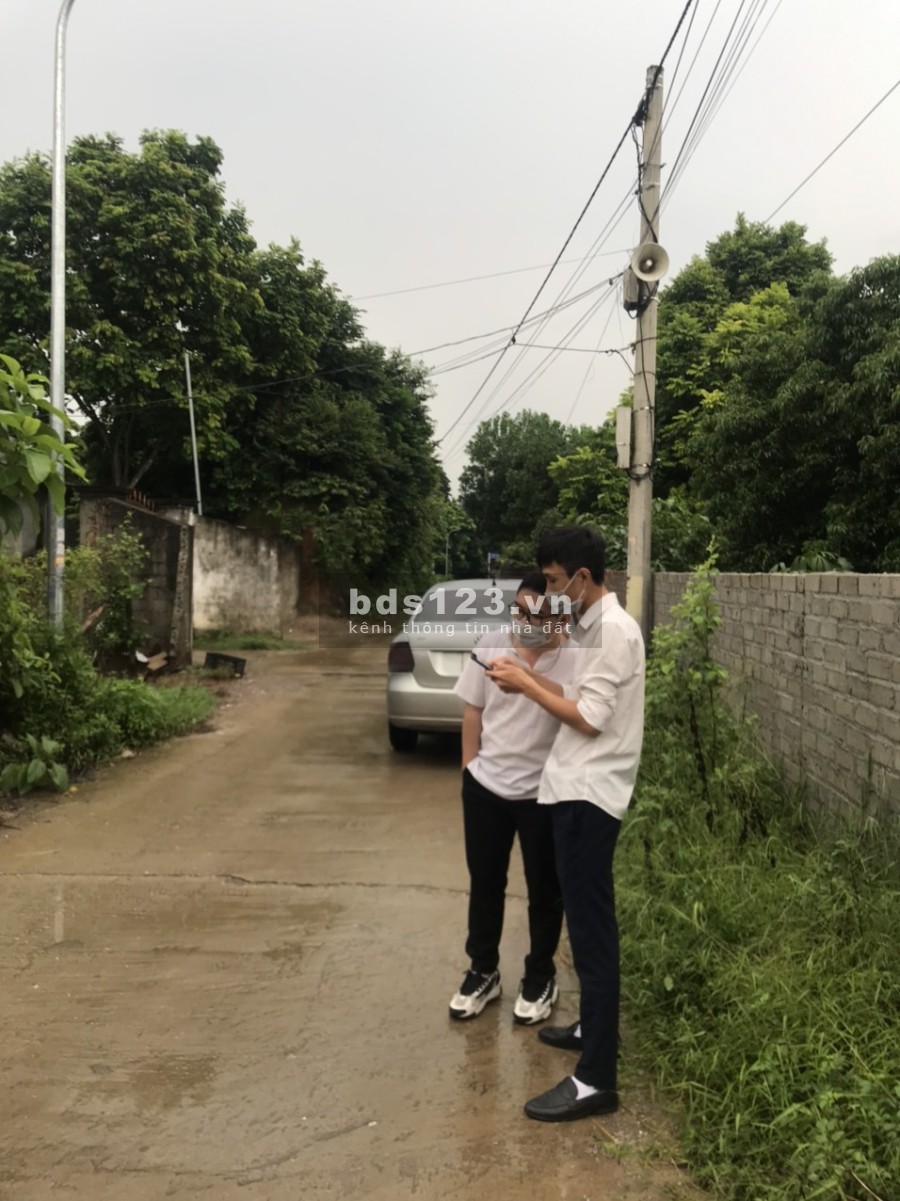 Lô đất có vị trí sát trường bộ tư lệnh Thủ Đô Siêu thị trường học đủ tiện ích giá 2,7tr