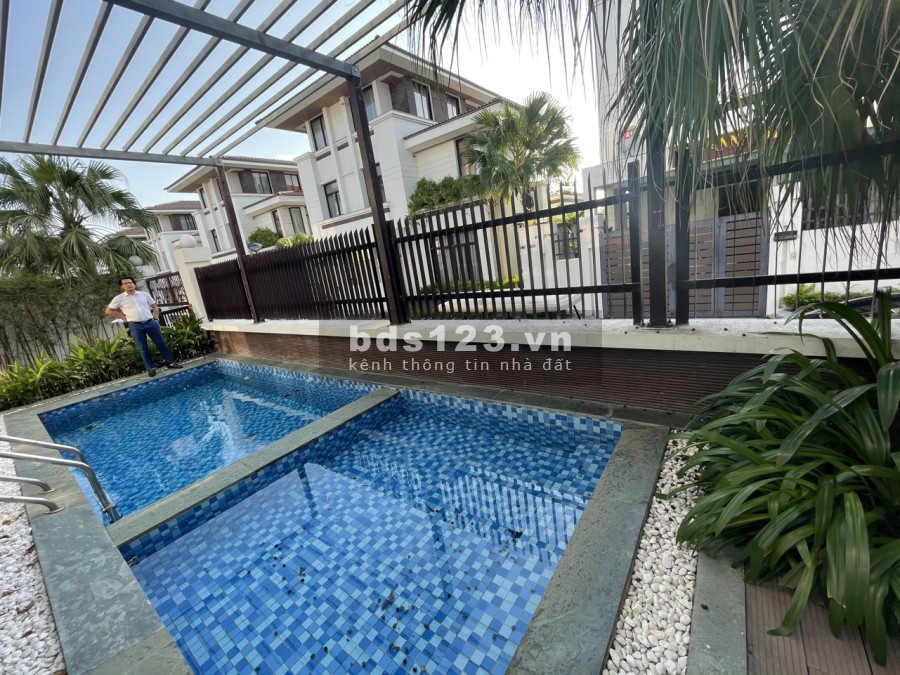 Bán biệt thự đồi Hill Pool villa FLC Hạ Long, tráng lệ và duy nhất, tiện ích đầy đủ, pháp lí đủ