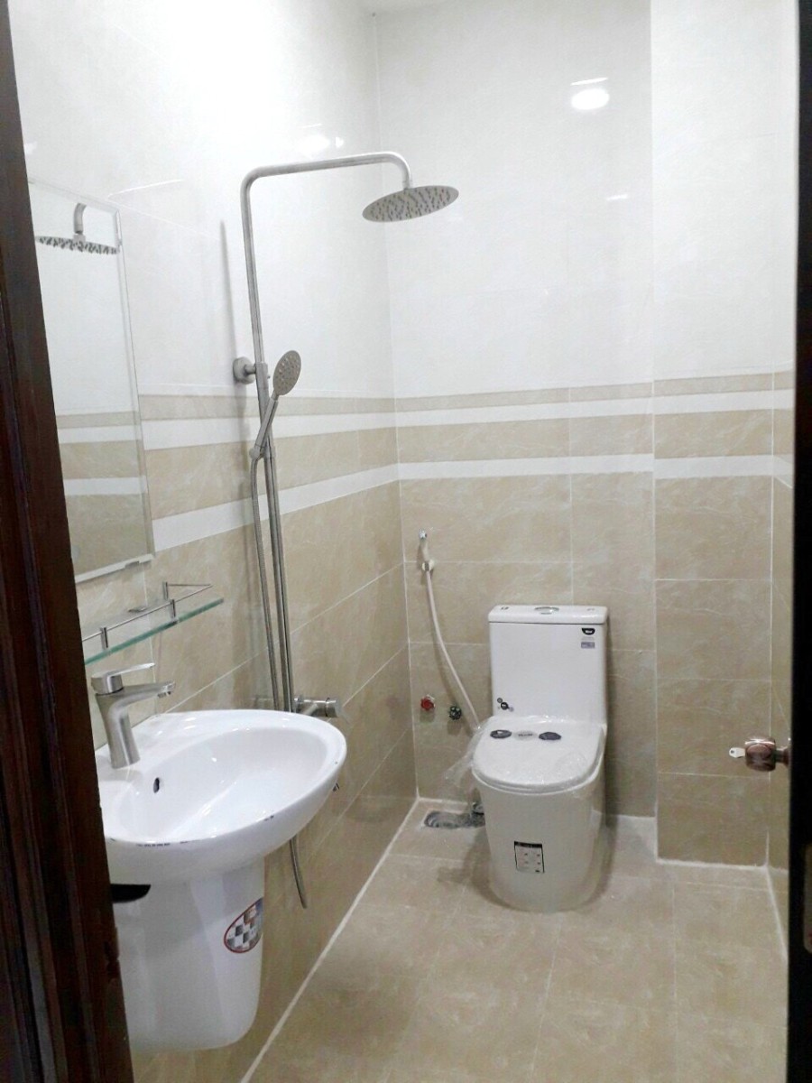 Nhà mới xây dựng xong gần mặt tiền lớn Dương Bá Trạc Quận 8 hỗ trợ vay ngân hàng
