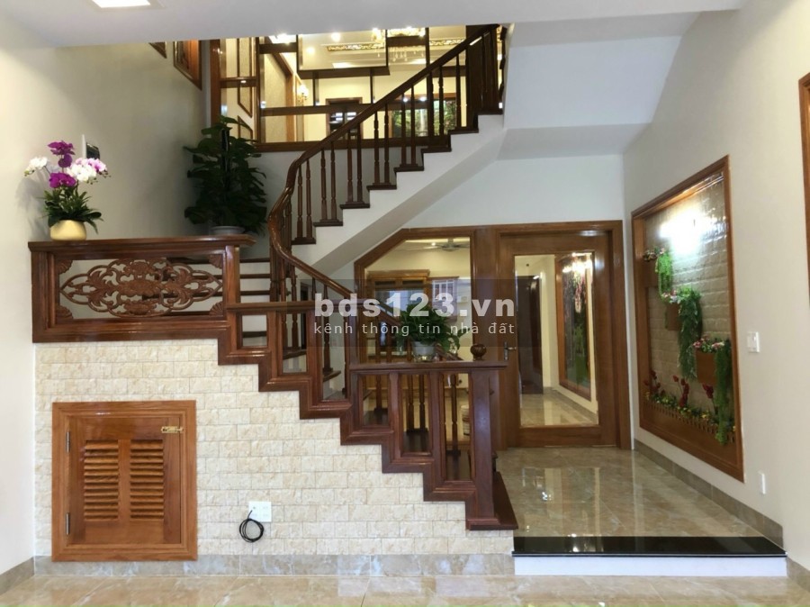 Bán nhà đường đôi Phùng Chí Kiên, KĐT An Phú, dt 75m2, mt 5m, 4 tầng, 4 ngủ, cực đẹp