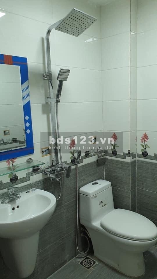 Bán nhà Nguyễn Thị Nhỏ, Quận Tân Bình, diện tích sử dụng 28m2, 4 Tầng, giá bán 3.4 tỷ