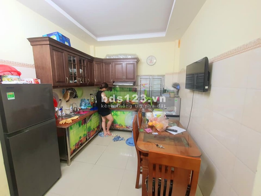Bán nhà Đinh Công Thượng, Quận Hoàng Mai, gía rẻ dtsd 35m2, 4 tầng ô to đỗ cửa, sổ nở hậu