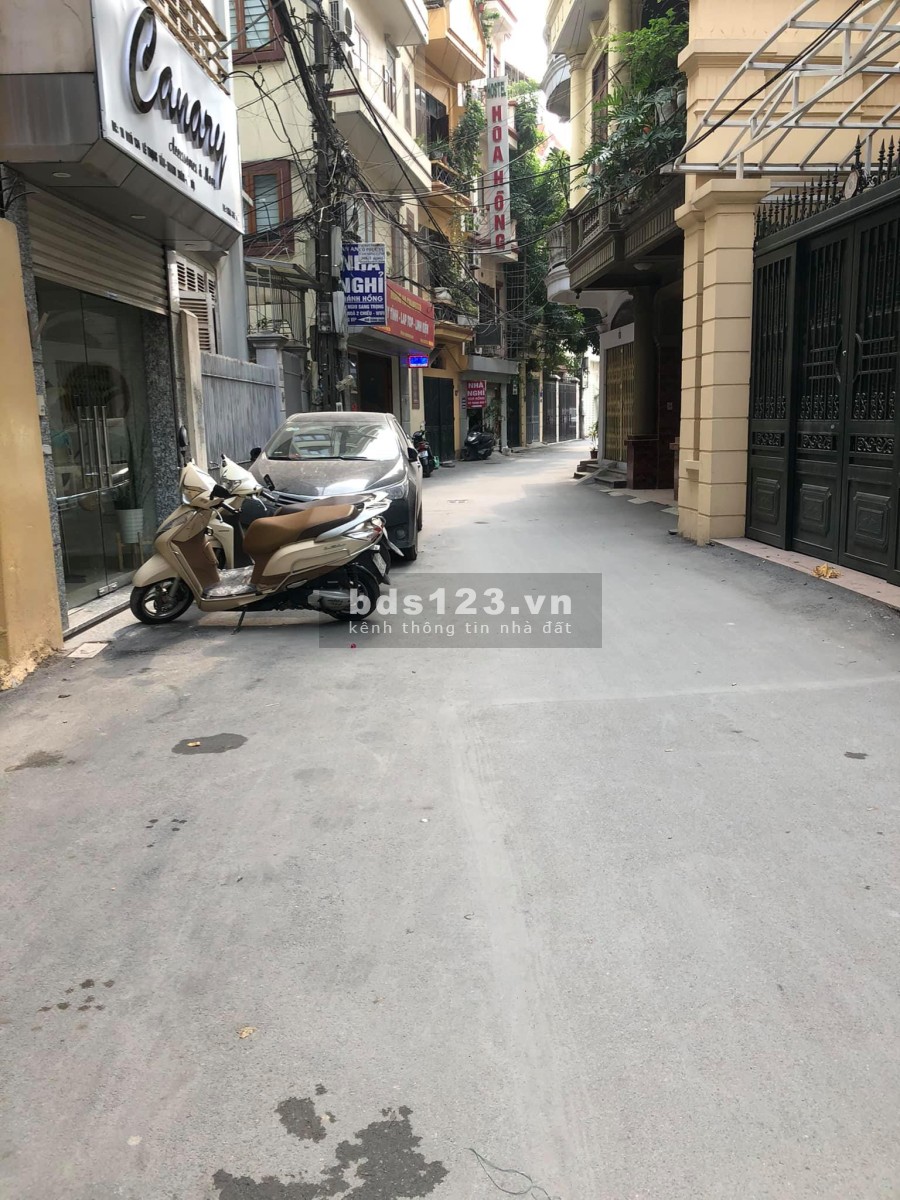 Bán nhà Lê Trọng Tấn Quận Thanh Xuân, 2 mặt thoáng, ô tô đỗ dt 60m2, ngay phố nhỉnh 6 tỷ