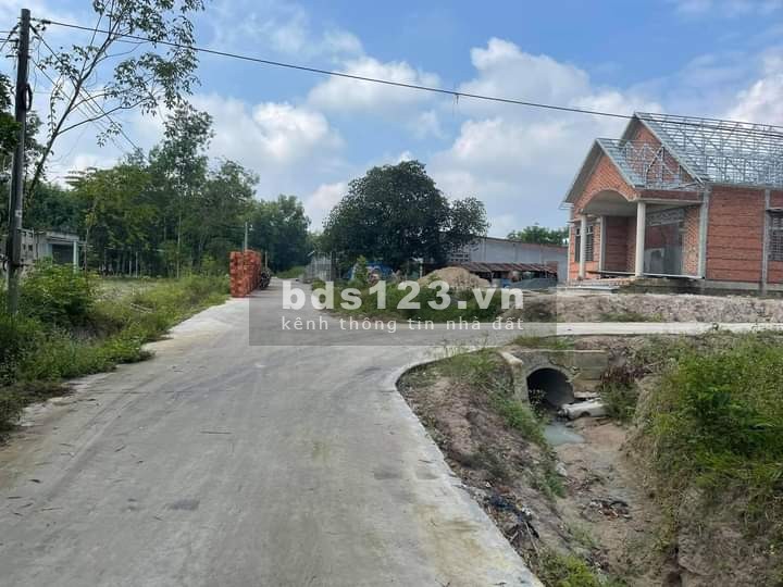 Chính chủ cần bán lô đất ấp 5 Minh Thành Chơn Thành Bình Phước. Gần KCN Becamex giai đoạn 1