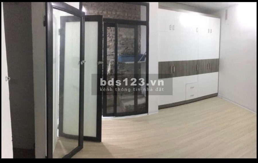 Cho thuê nhà cấp 4, ngõ 87, đường Phúc Lợi, Quận Long Biên, Hà Nội diện tích sử dụng 30m2