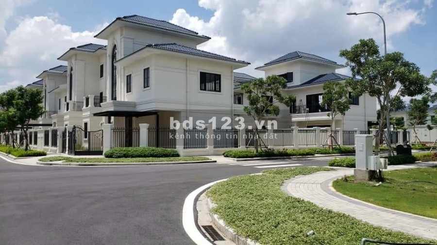 Bán căn dinh thự Zone 4 Swanbay lớn nhất đẹp nhất view Landmark 81, giá chỉ 59 triệu/m2