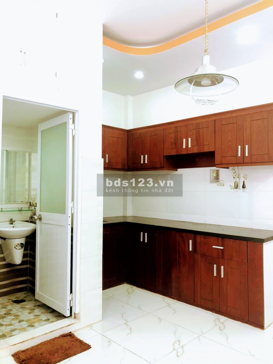 Ban Nhà Phạm Văn Chiêu P16 Gò Vấp Giá Giảm 200 Triệu đúc bê tông cốt thép chắc chắn