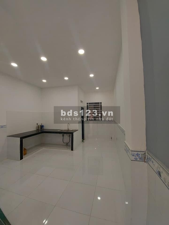 Bán nhà diện tích 48m2, 3 tầng đường Lý Thánh Tông, Quận Tân Phú liên hệ 0909640567