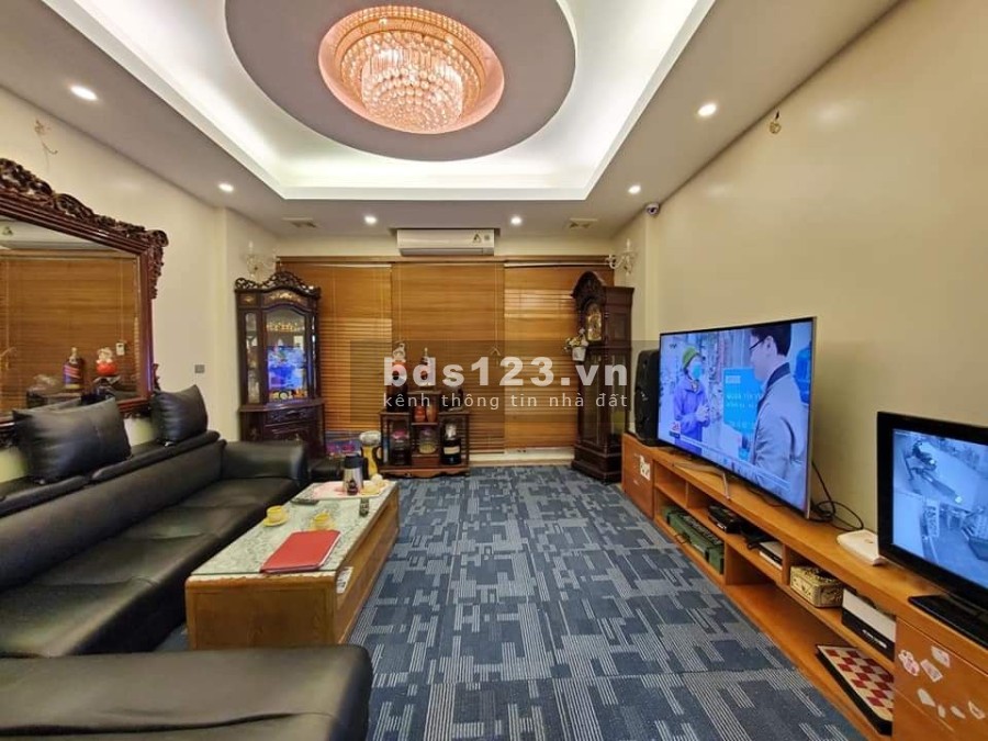 Chính chủ cần bán nhà Nguyễn Xiển, Quận Thanh Xuân, diện tích 68m2 4 tầng giá bán 8 tỷ