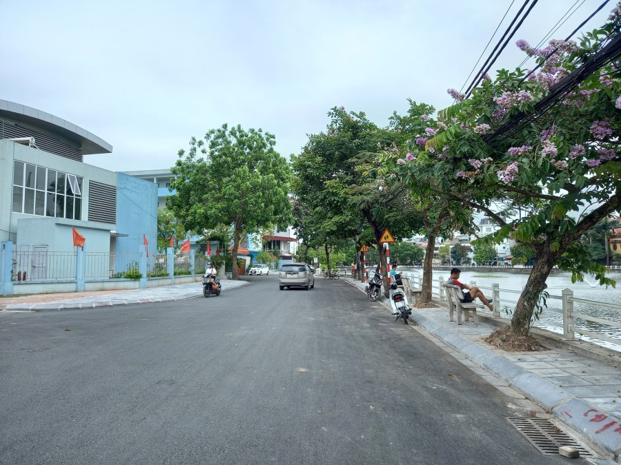Bán Nhà Khu phân lô Thạch Bàn Quận Long Biên, ô tô tránh, vỉa hè dtsd 130m2 4 tầng, mt 8m giá 7 tỷ