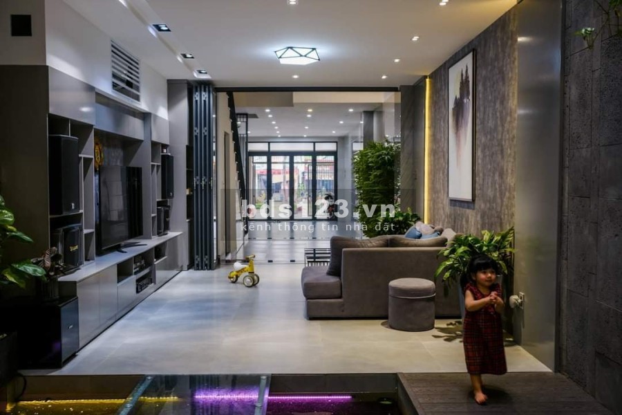 Bán nhà Hoàng Thế Thiện 80m, 4 tầng, nhà mặt phố, cạnh khu Biệt thự, kinh doanh