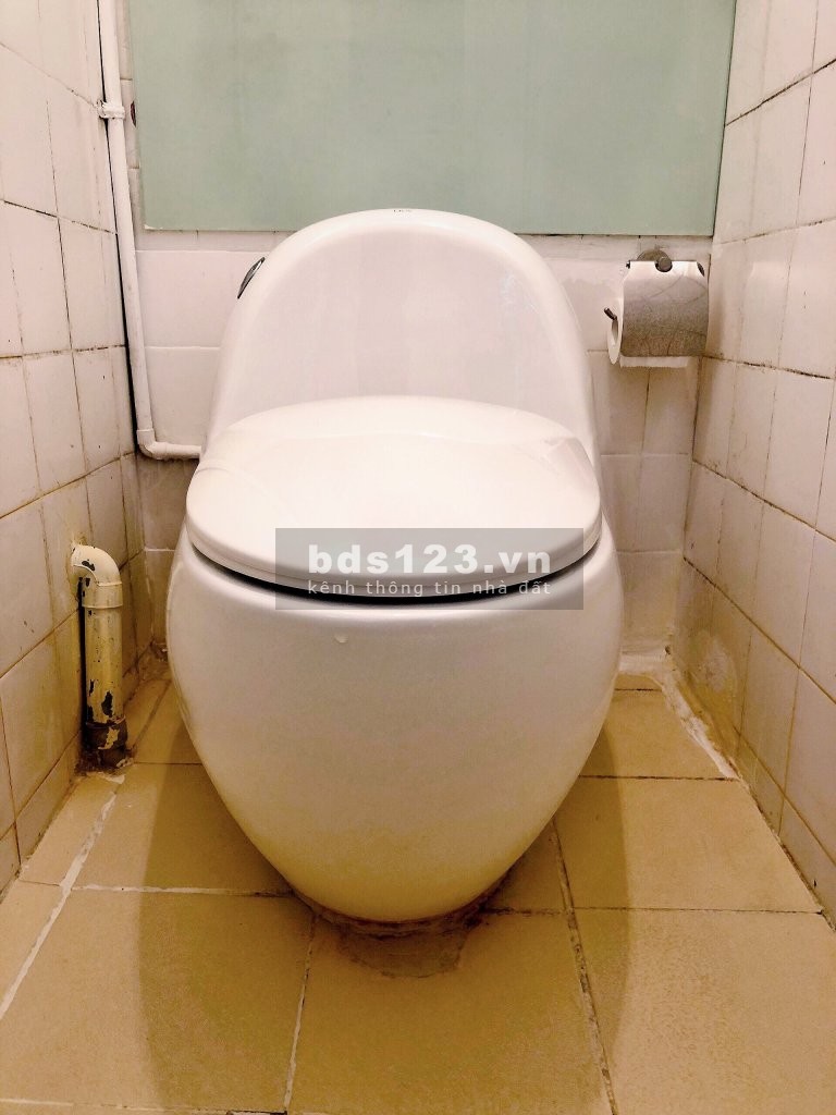 Cho thuê căn hộ chung cư góc đầu hồi nhà D8, Thành Công, Hà Nội giá 5.5 triệu/tháng