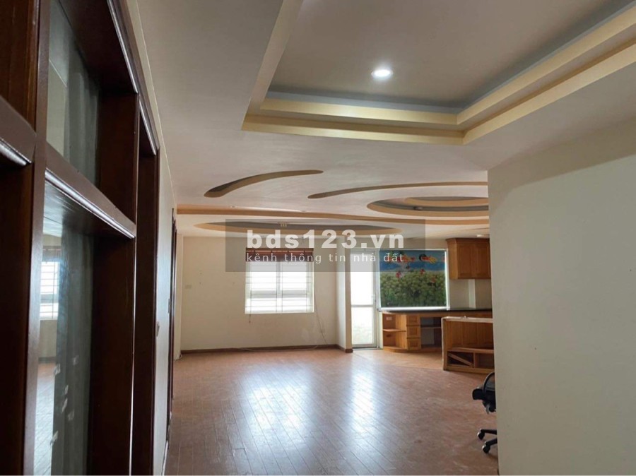 Tôi cần cho thuê căn hộ mới tầng tòa CT5 Mỹ Đình 2, dDiện tích 95m2, 3 ngủ, 9 tr/th. LH 0963916547