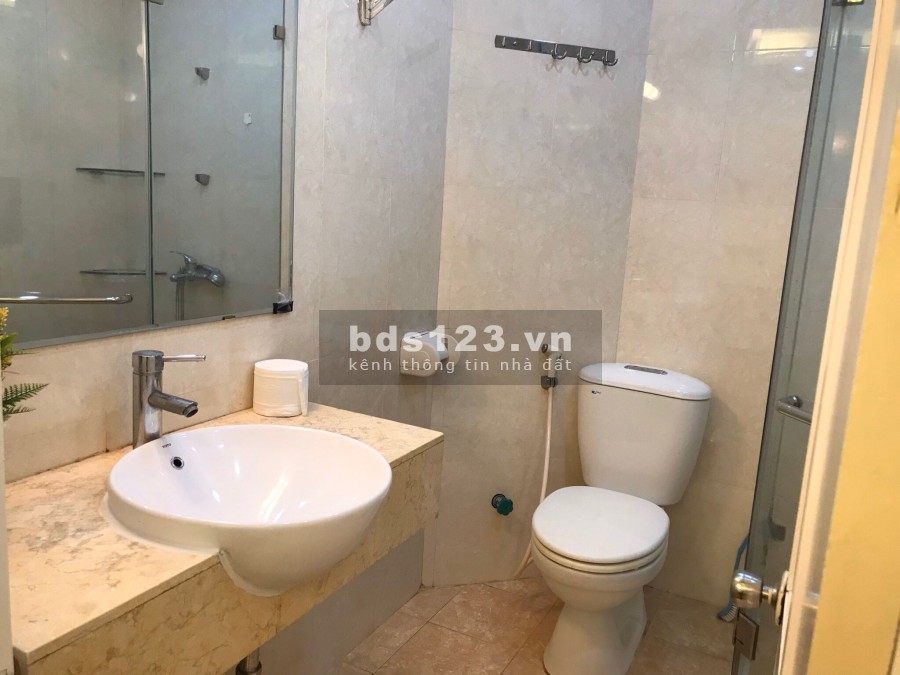 Cho thuê Chung cư 17T1 Trung Hòa Nhân Chính, căn 1 ngủ, full đồ, 8 triệu/th. LH 0377983070