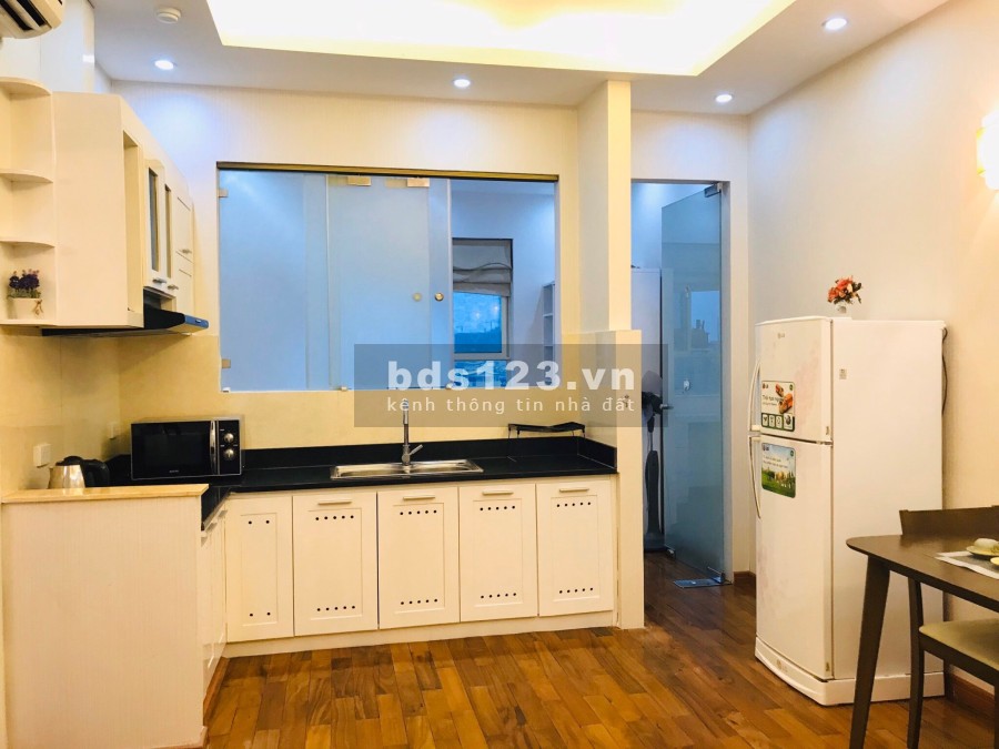 Cho thuê Chung cư 17T1 Trung Hòa Nhân Chính, căn 1 ngủ, full đồ, 8 triệu/th. LH 0377983070