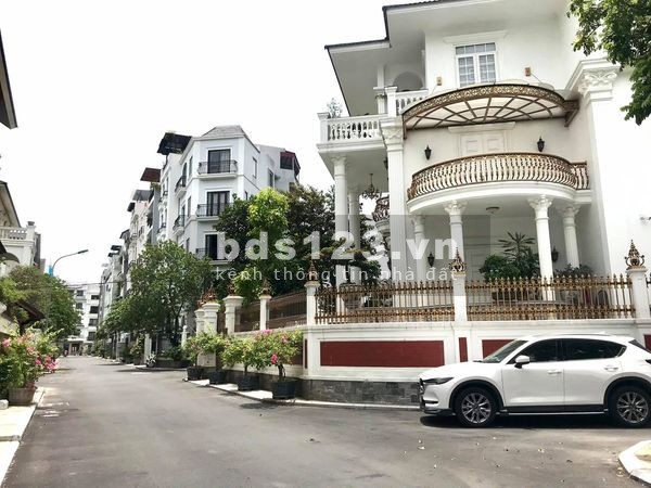 Mặt phố Tư Đình, Long Biên, đất vàng đón đầu cầu Trần Hưng Đạo, dtsd 70m2, giá 9,6 tỷ có thương lượng
