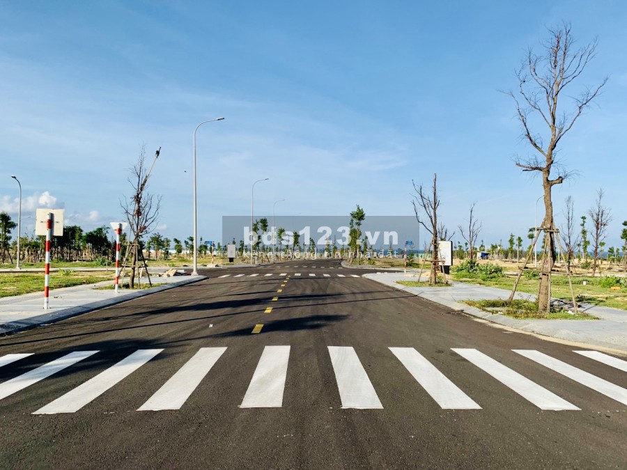 Đất nền ven biển Quy Nhơn, Thanh khoản cao, Chính sách hấp dẫn cho khách hàng.