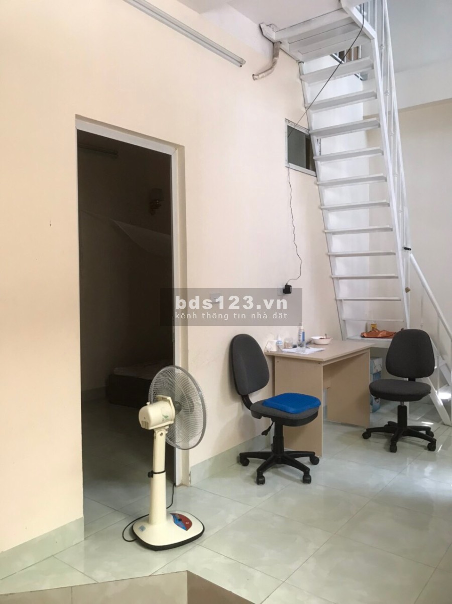 Bán nhà diện tích sử dụng 31m2 2 tầng Trịnh Văn Bô, Phương Canh cách ô tô 10m