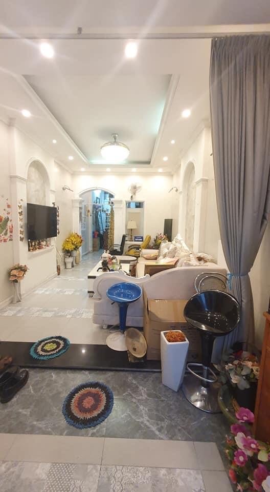 Bán gấp nhà ô tô đỗ cửa khu Thái Thịnh, Phường Láng Hạ, Đống Đa, Hà Nội