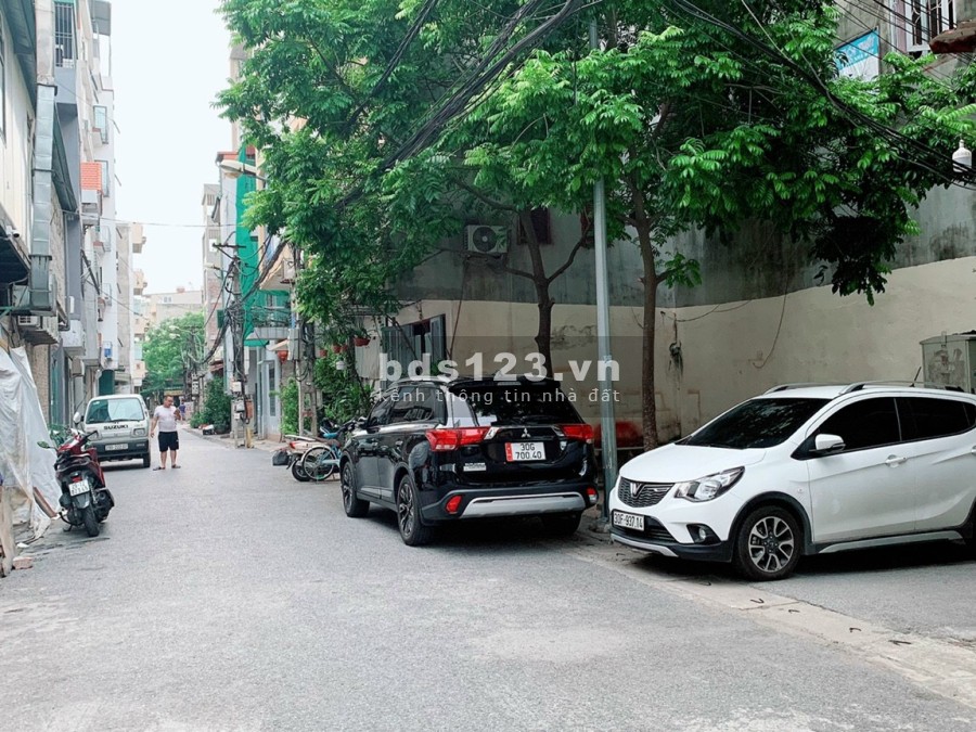 Bán Nhà Tô Hiệu Quận Hà đông diện tích sử dụng 36m2 đúc kiên cố 6 tầng mặt tiền 3.2m