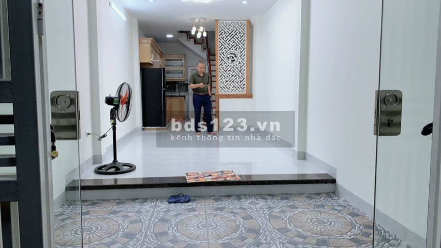 Bán Nhà Tô Hiệu Quận Hà đông diện tích sử dụng 36m2 đúc kiên cố 6 tầng mặt tiền 3.2m