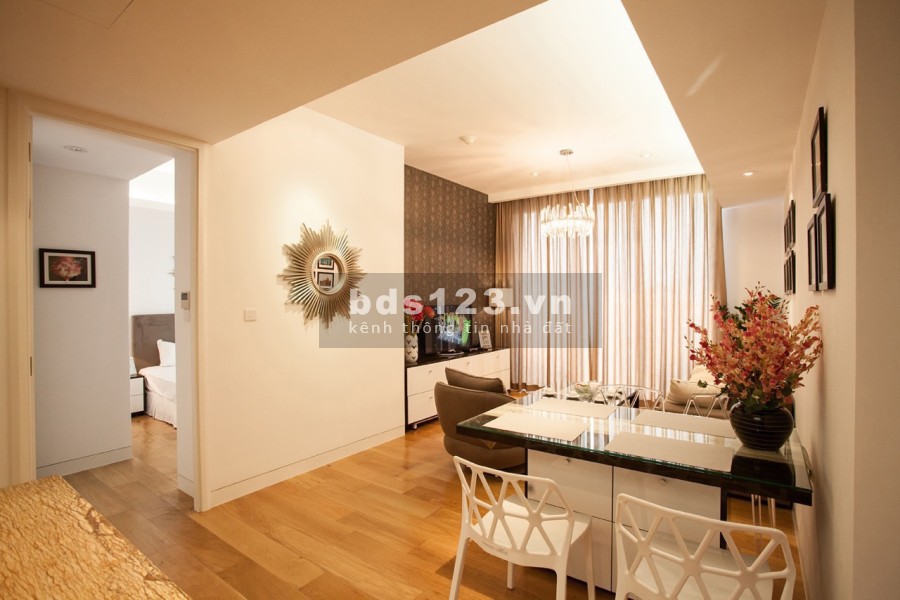Cho thuê căn hộ chung cư 60B Nguyễn Huy Tưởng diện tích 70m2, 2PN full đủ đồ cực đẹp