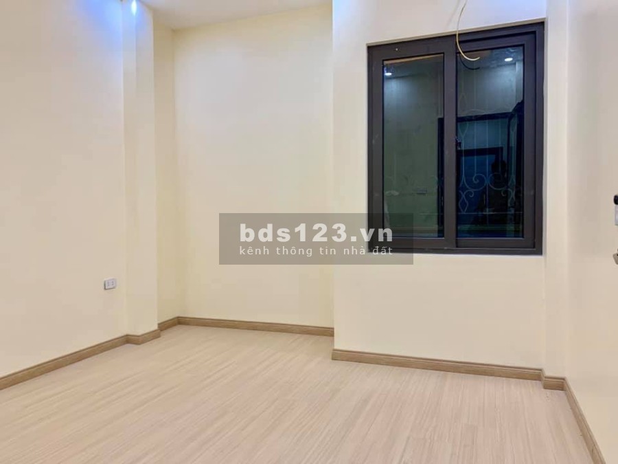 Bán nhà Phố Xốm, Hà Đông, 50m*4T, giá chào 2.3 tỷ, nhà đẹp ở luôn, 10m ra phố, ngõ rộng