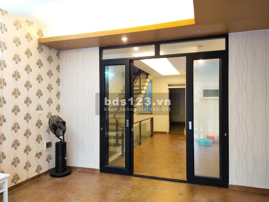Bán nhà 95m2 ngõ 101 Lâm Hạ, Long Biên, phân lô oto tránh, 10.7 tỷ, 0818962345