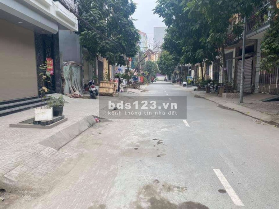 Cần bán gấp nhà mặt phố Lô góc Khu Đô Thị Xa La Hà Đông Ô tô đỗ cửa – Kinh doanh đỉnh 50m2, 5 Tầng, 6.5tỷ.