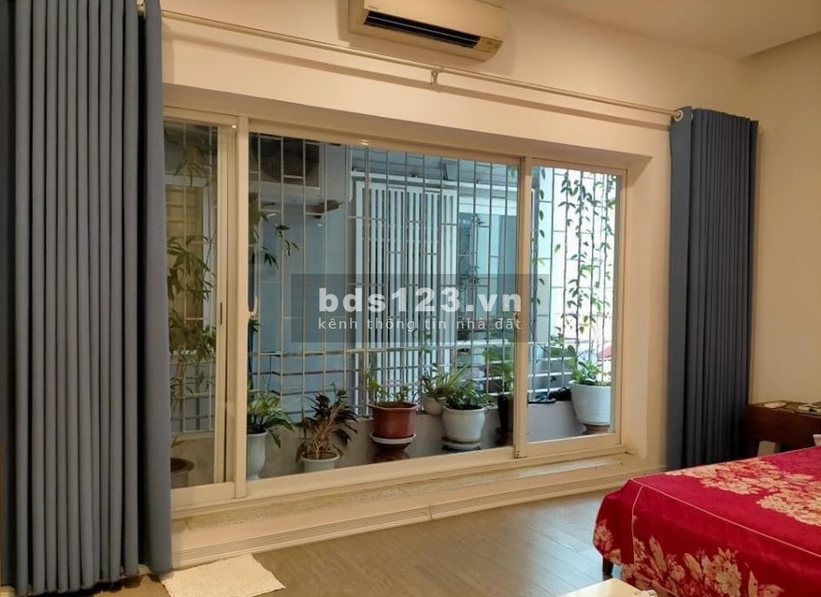 Bán nhà nguyên căn khu Lê Đức Thọ, Quận Cầu Giấy diện tích sử dụng 37m2 5 tầng