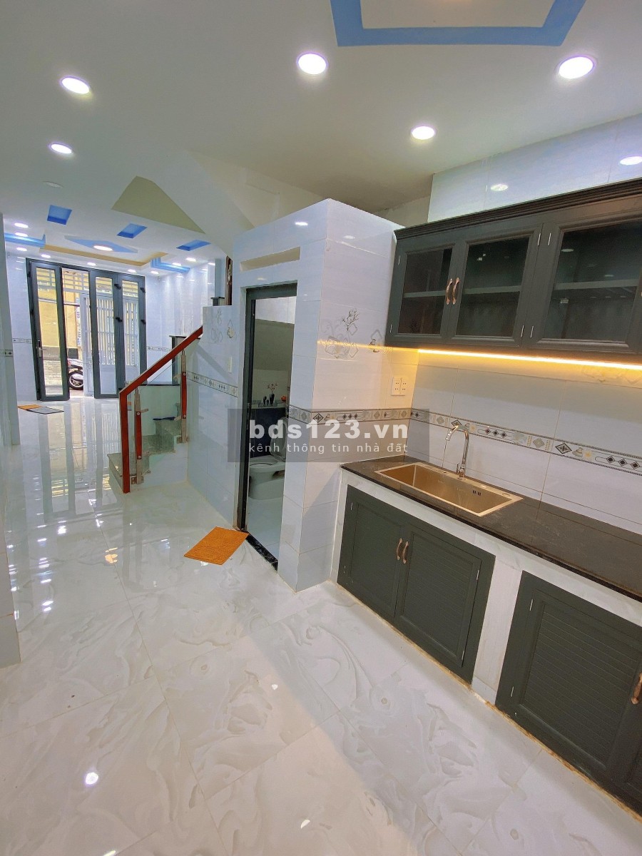Bán nhà siêu phẩm Quận 5 mới tinh 3 tầng 4 pn, hẻm thông Trần Phú, An Dương Vương