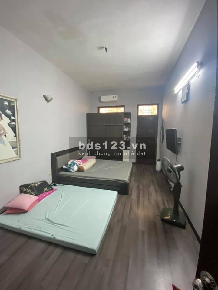Mặt tiền rộng Nguyễn Viết Xuân Quận Thanh Xuân diện tích 93/110T1 đúc 4 tầng giá 11.5 tỷ