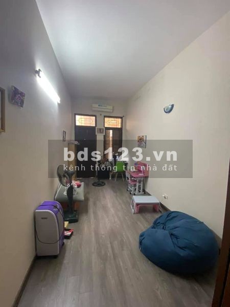 Mặt tiền rộng Nguyễn Viết Xuân Quận Thanh Xuân diện tích 93/110T1 đúc 4 tầng giá 11.5 tỷ