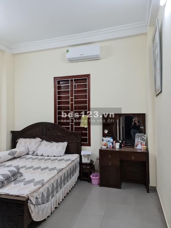 Bán nhà chủ tự xây Đại Từ, Hoàng Mai gần ô tô 4 tầng 61m2 giá 4.8 tỷ