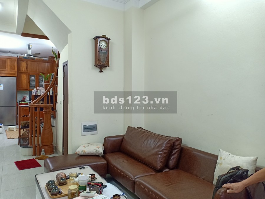 Hà Đông cần bán gấp nhà cực đẹp ô tô kinh doanh giá hơn 3 tỷ, sổ đỏ đẹp, sẵn sàng giao dịch