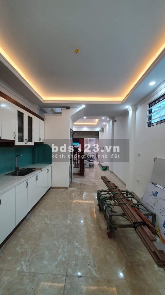 Cần Bán Nhà Siêu Phẩm Yên Hòa 46m2 giá 5.7 tỷ- Lô góc, 2 thoáng, ở thích.
